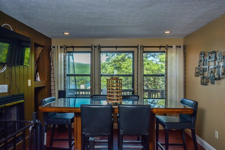 Loft Of Luxury 2 Bedroom Townhome