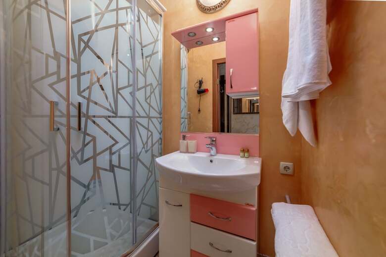 Apartamentos Art Suites On Deribasovskaya 10