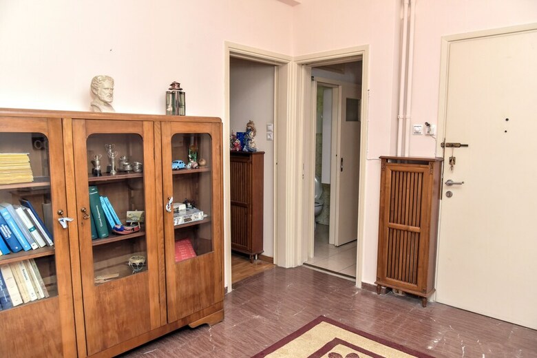 Cozy & Spacious Apartment In Central