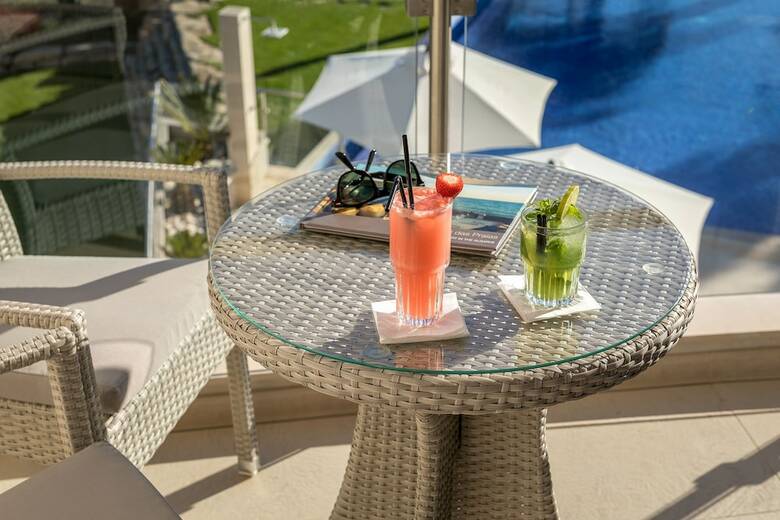 Hotel Caneiros Luxury House & Suites