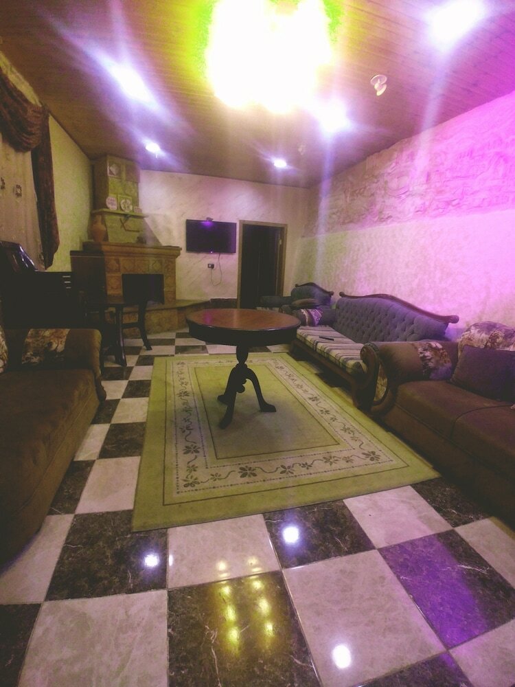 Aparthotel Apartment Ground Floor