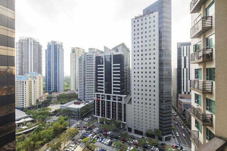 Cozypad In Bgc Fort St.luke Hispeedwifi