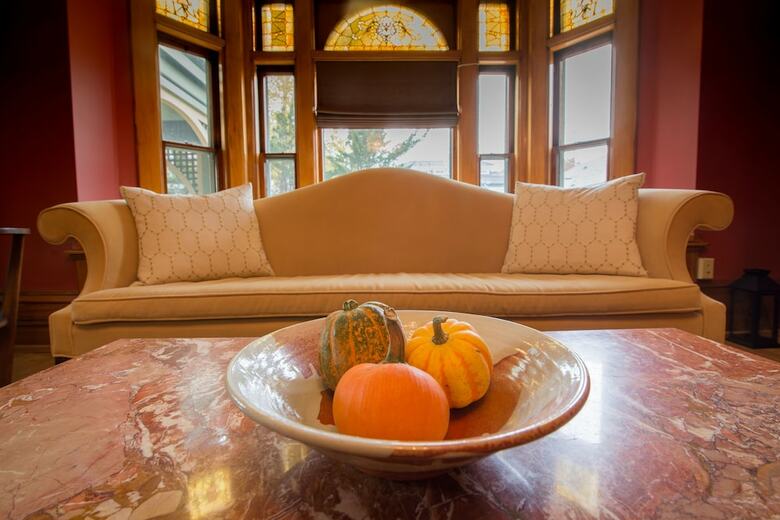 Castle La Crosse Bed And Breakfast