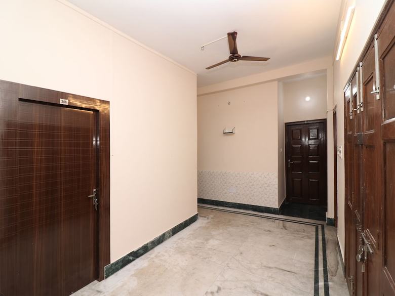Hotel Oyo 23479 Studio Atrium