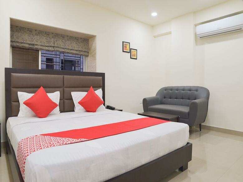 Hotel Oyo 14862 Nk7
