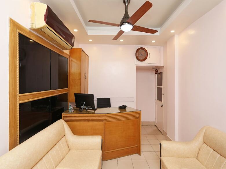 Hotel Oyo 16600 Ken Guest House 2