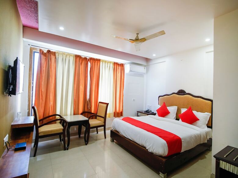 Hotel Oyo 24105 Metro