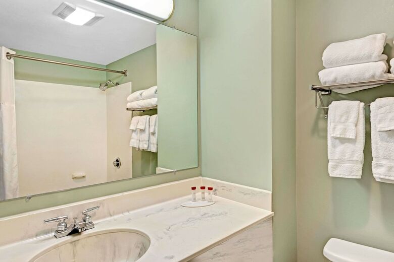 Hotel Ramada By Wyndham Saco/old Orchard Beach Area