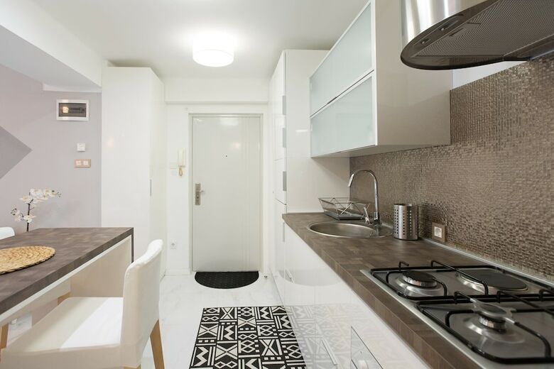 Apartamentos Witty Please & Bardot