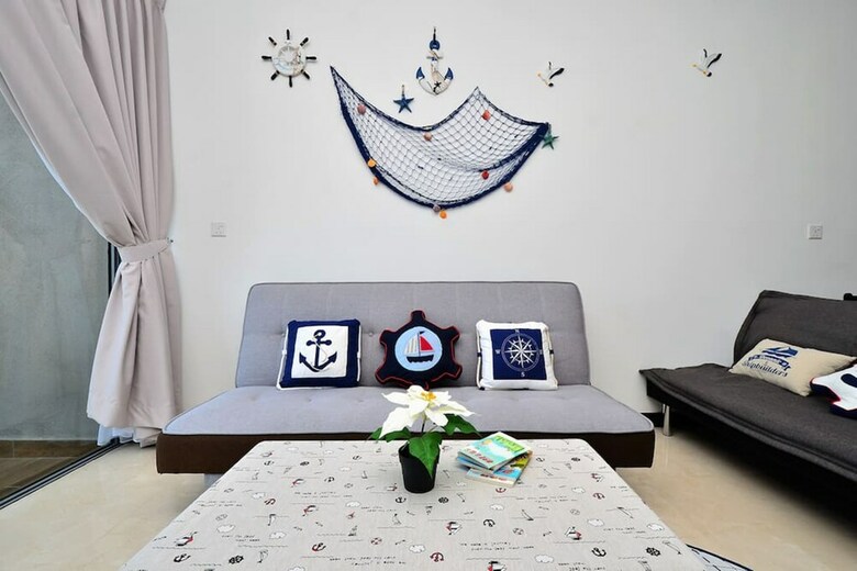 Breezy Silverscape Melaka Family Apt 4-8pax