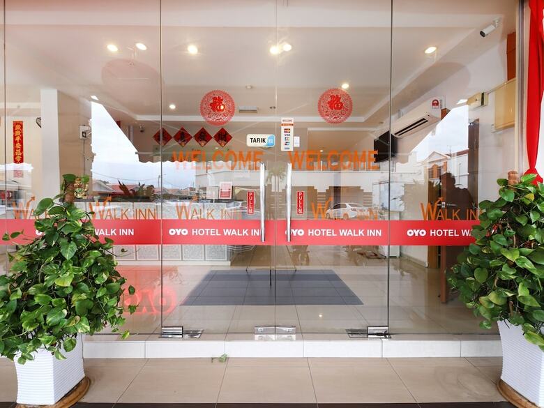 Oyo 582 Hotel Walk Inn