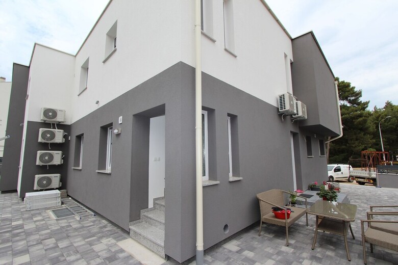 Apartment Karlo 1