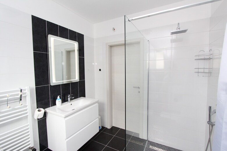 Apartment Karlo 1