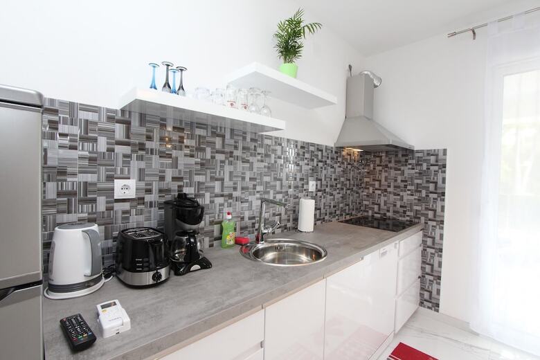 Apartment Karlo 1