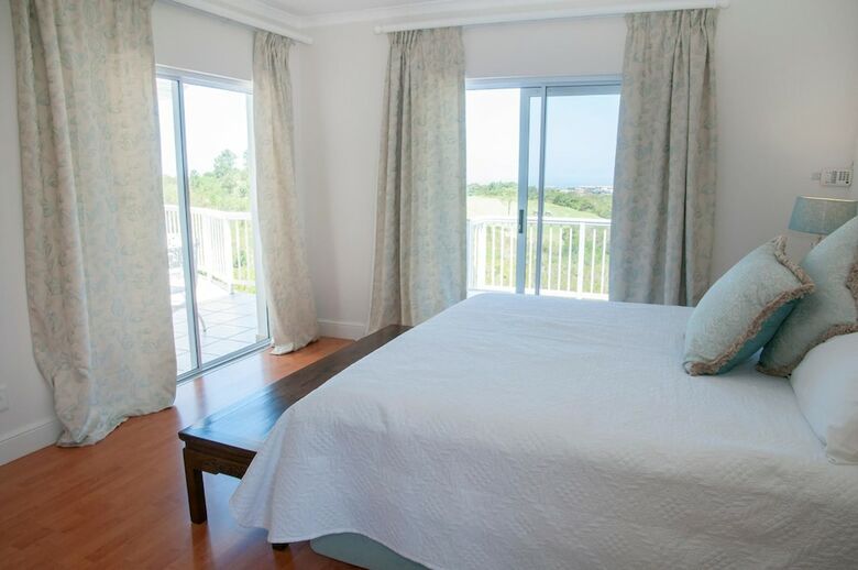Villa 8 Sheerline
