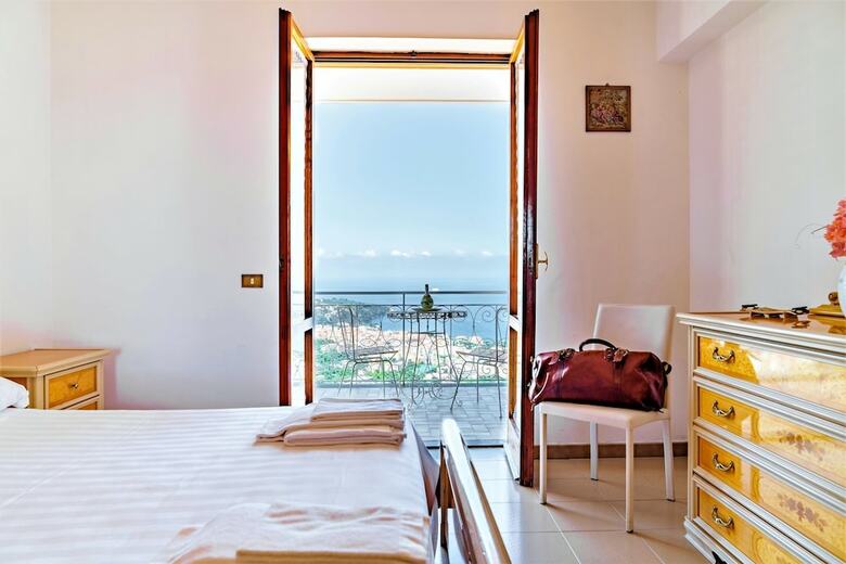Villa Sara - Stunning Sea View With Private Swimming Pool