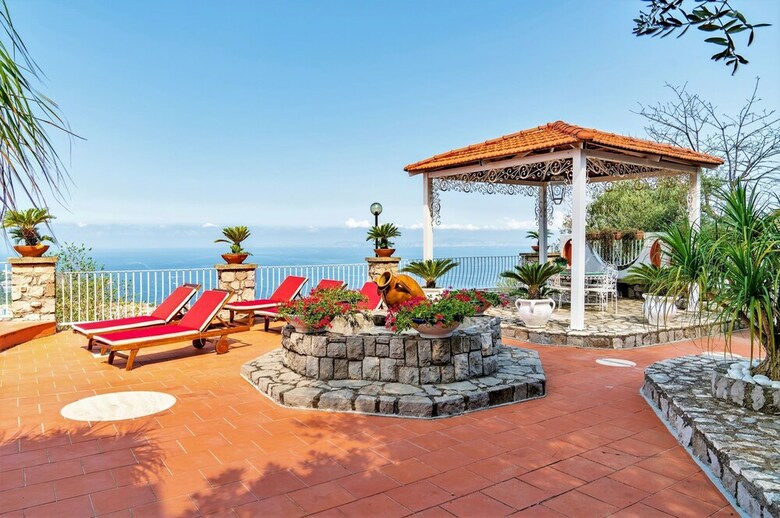 Villa Sara - Stunning Sea View With Private Swimming Pool