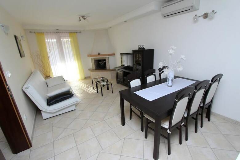 Apartments Dujmovic