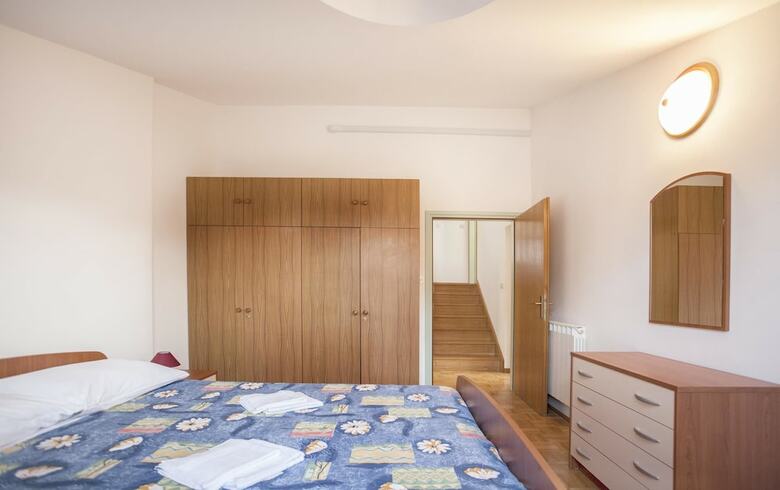 Apartments Cademia