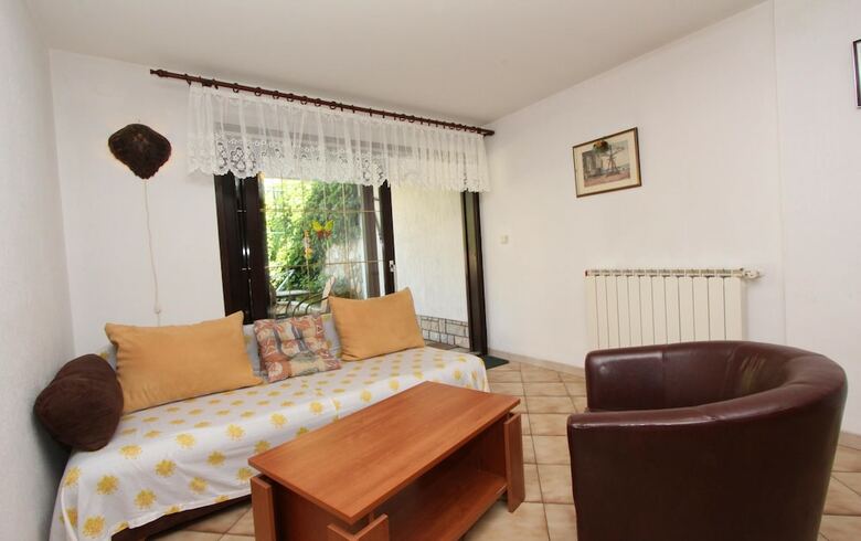Apartments Cademia
