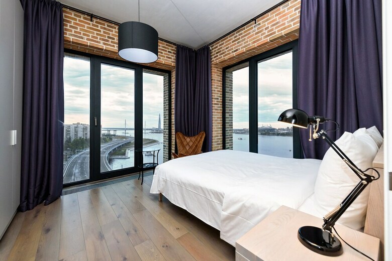 Docklands Apart Hotel