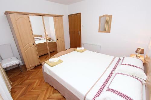 Apartments Divna