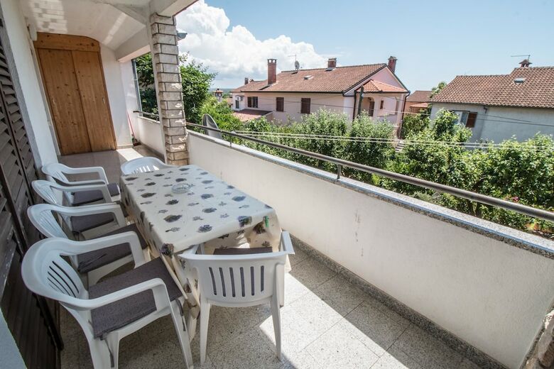 Apartments Divna