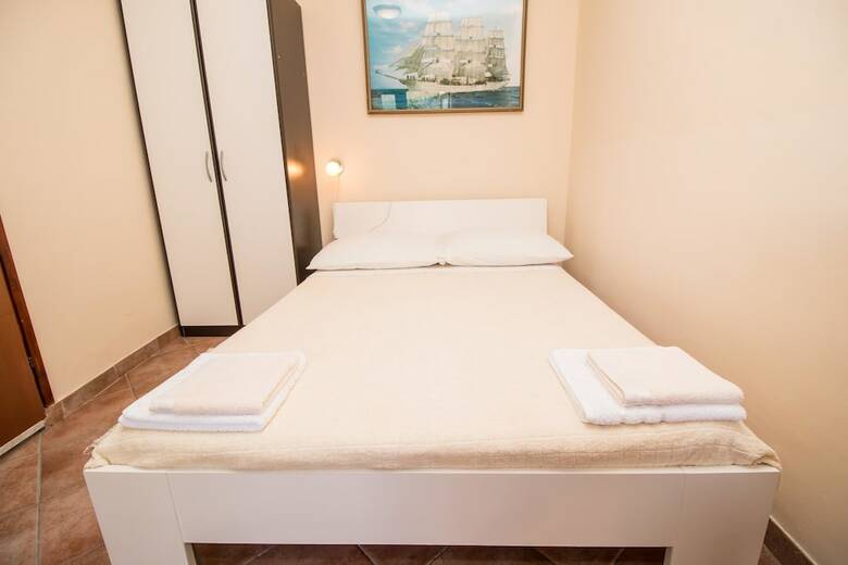 Apartments Divna