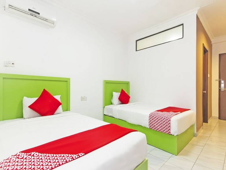 Oyo 564 Y Hotel