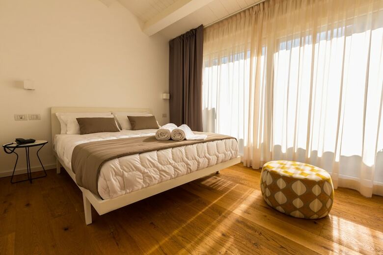 Plebis B&B