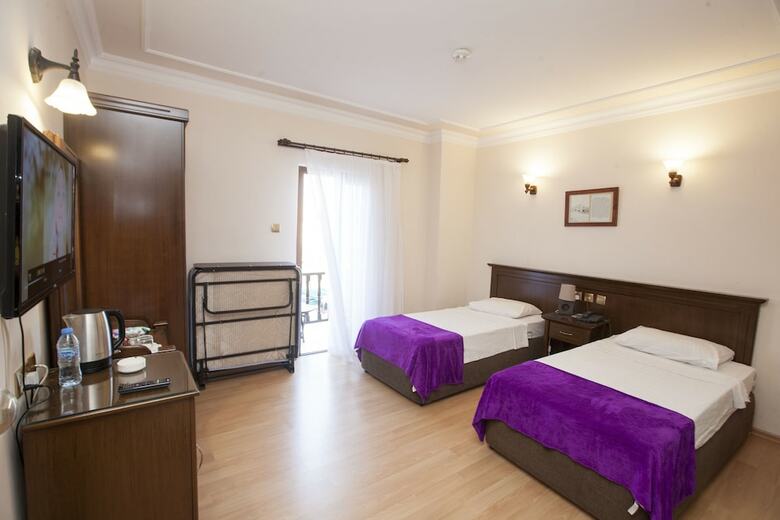 White Pearl Hotel