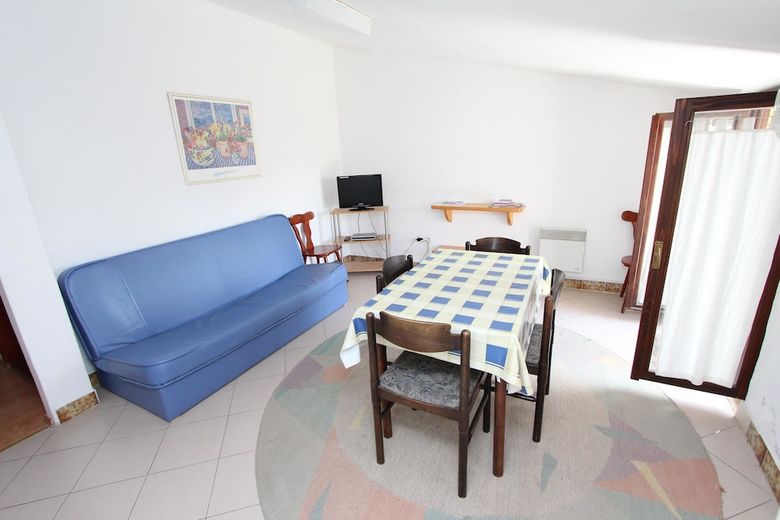 Apartments Lora