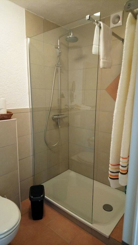 Hotel G�stehaus La�bruch