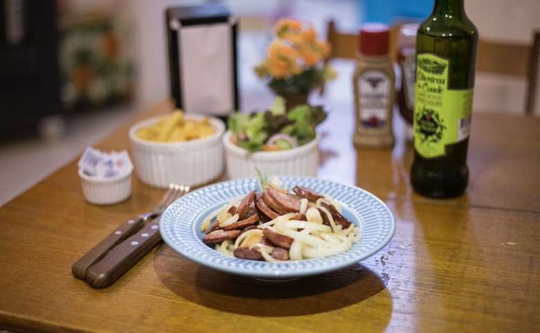 Hostal Macab�a Hostel E Pousada
