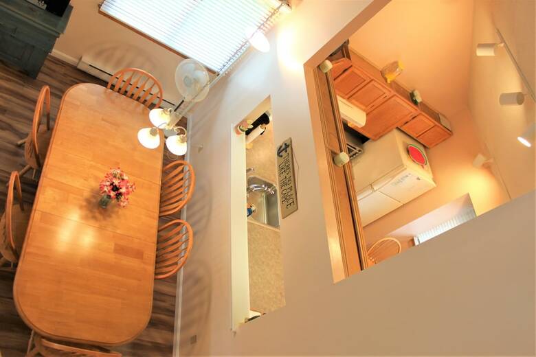 51 Middlecott - 2 Bedroom Condo