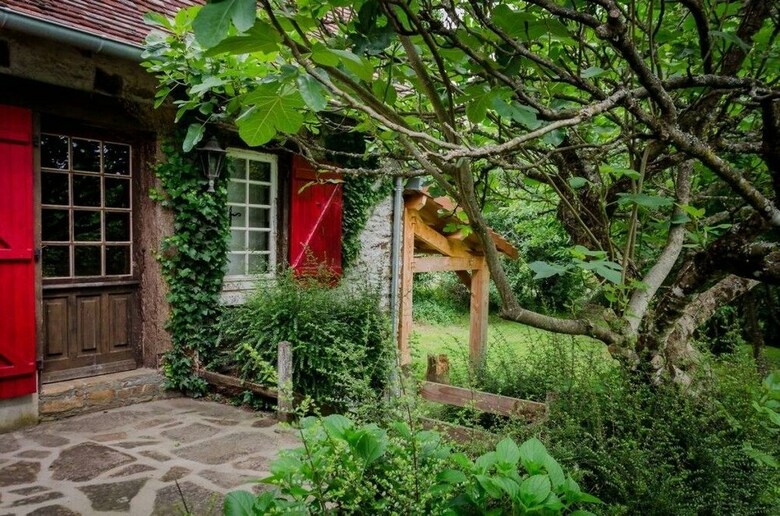 Moulin de La Jarousse - G�tes Et Chalets