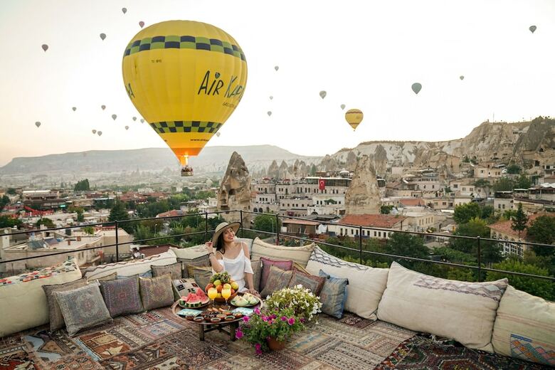 Henna Hotel