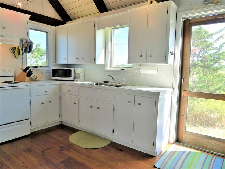345 Harmes Way - 3 Bedroom House