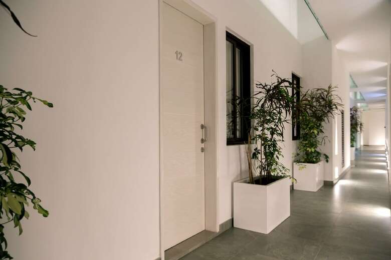 Quinto Sol Luxury Apartments By Mikitito Rentals