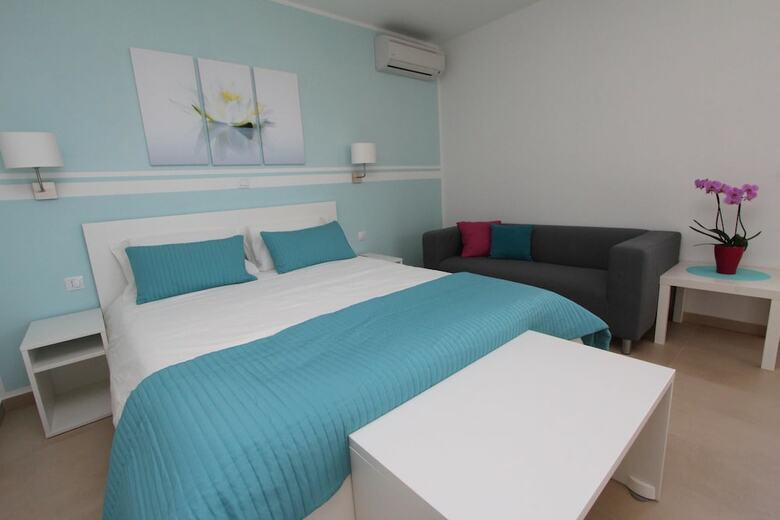 Apartamentos Studio Emanuel