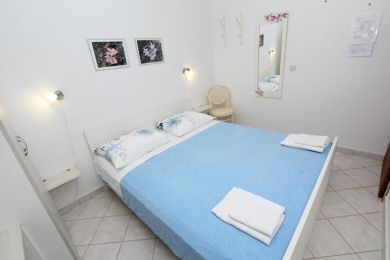 Apartments Lara