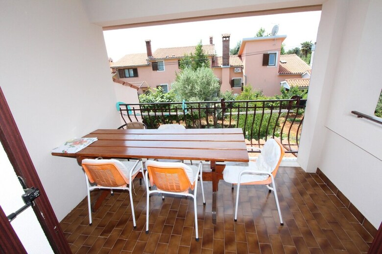 Apartments Lara