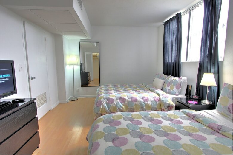 Aparthotel Tides - Private Condo