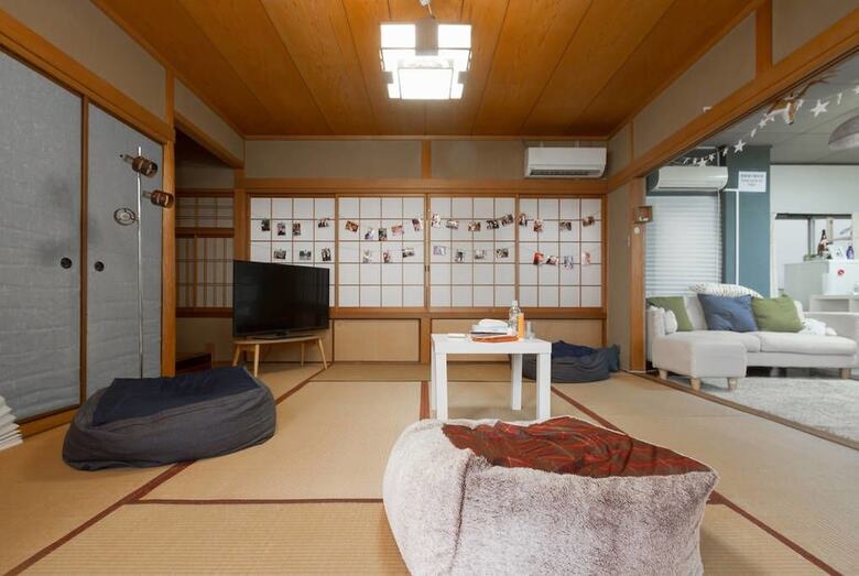 Hostal Osaka Iceblue Hostel