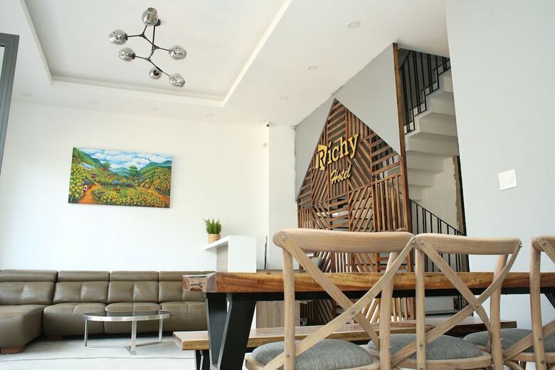 7s Hotel Richy Dalat