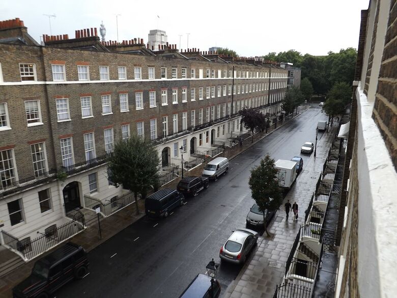 Hostal Pickwick Hall