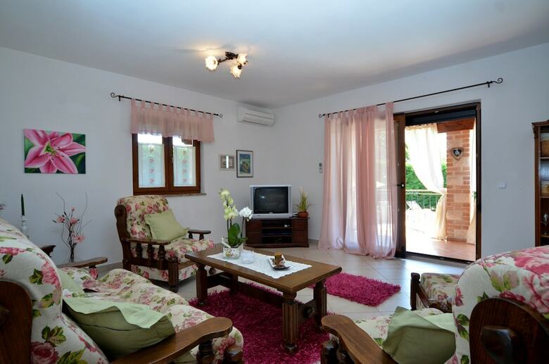 Villa Moira