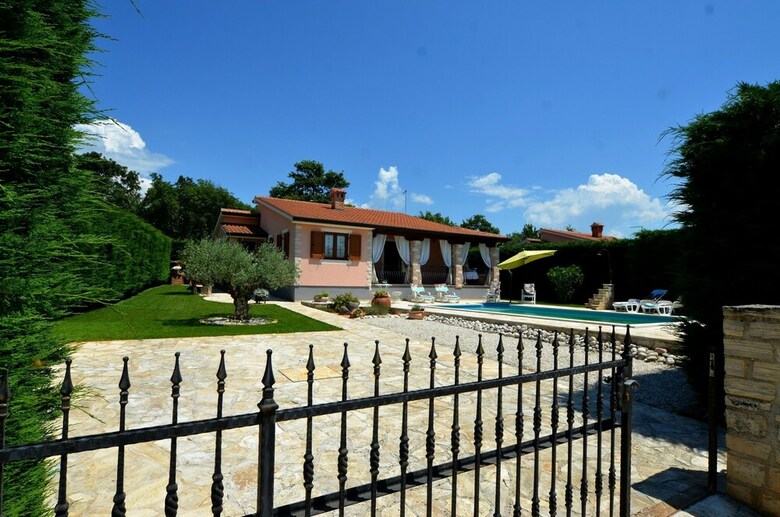 Villa Moira