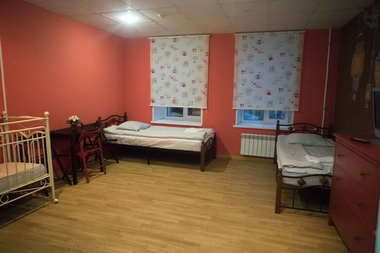 Hostal Central House Hotel