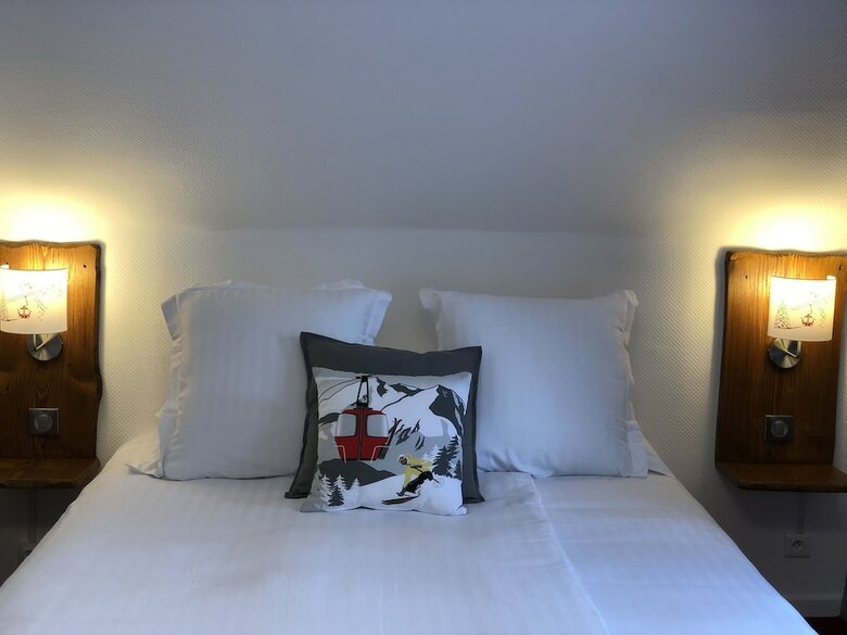 Hotel H�tel G�n�pi